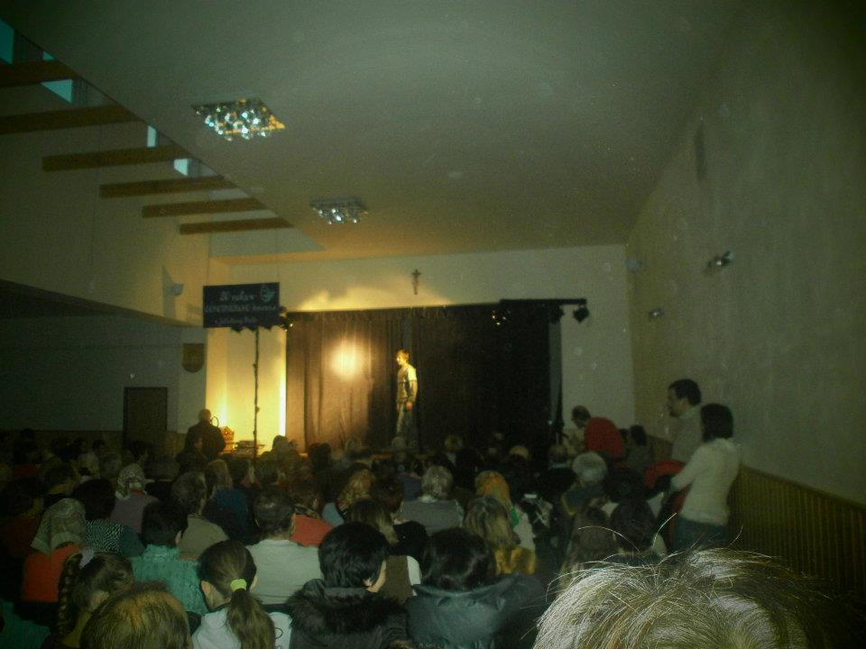 424365_123169027812293_136356545_n