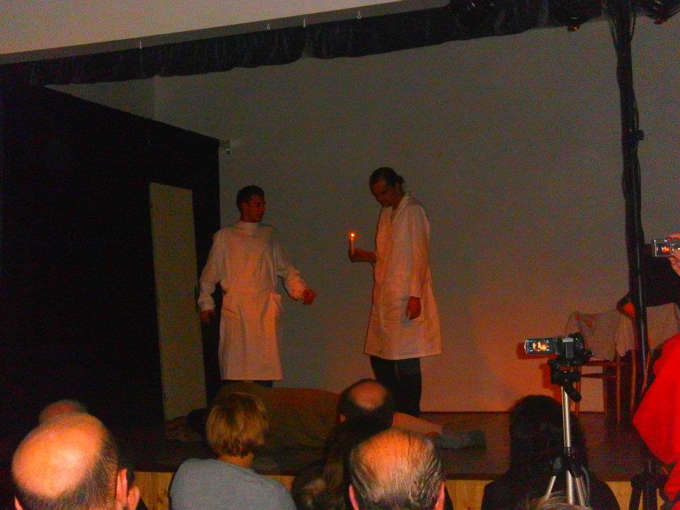 429658_123169217812274_1158763648_n