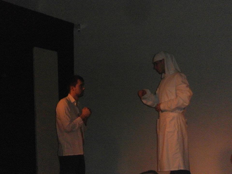 430009_123169347812261_1621409890_n